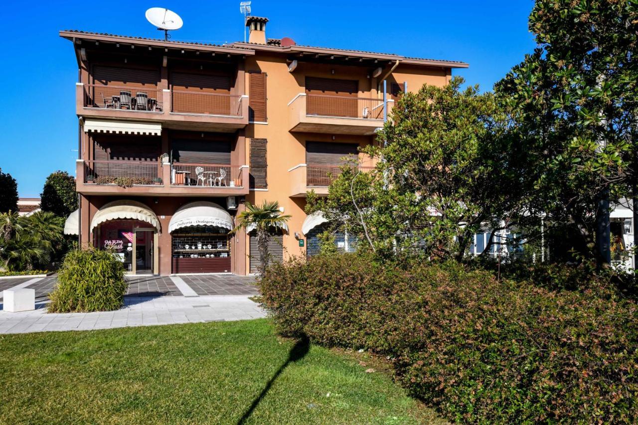 Suite Marta Sirmione Exterior photo