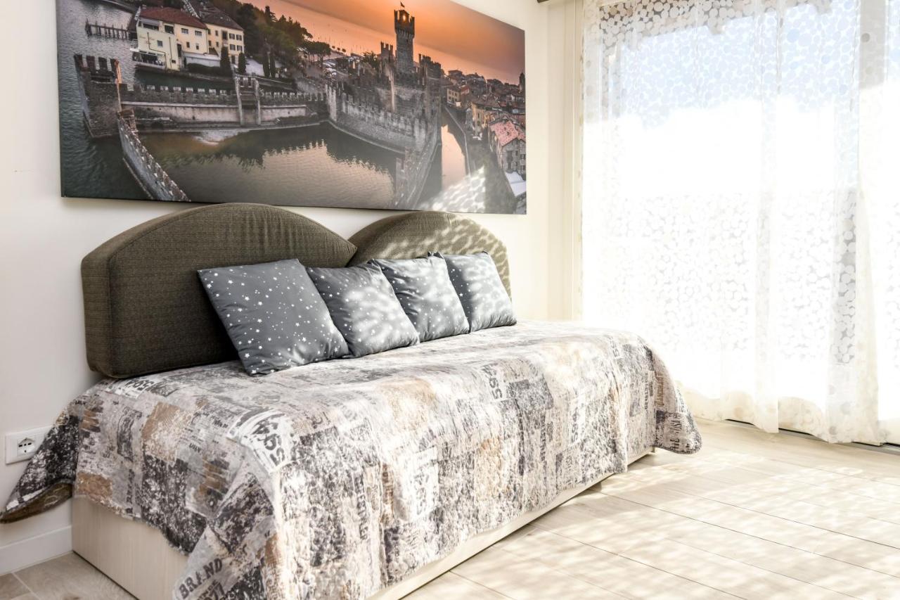 Suite Marta Sirmione Exterior photo